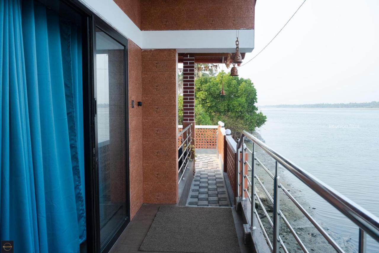 Reunion Ocean Tides Hotel Udupi Exterior foto
